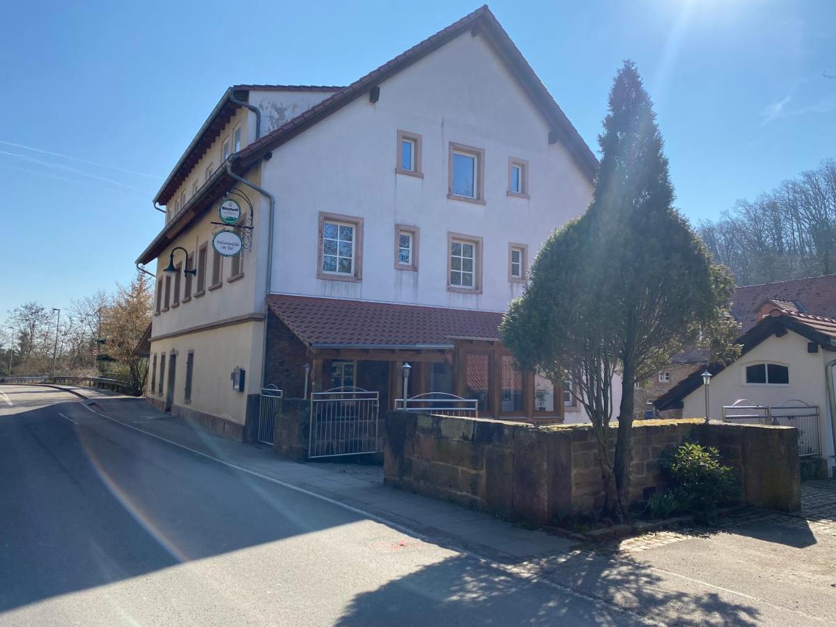 Felsenmuehle Neuleiningen Bed & Breakfast Exterior photo